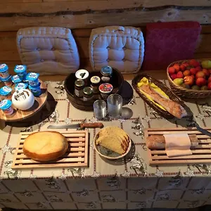 La Grange De L'errance Bed & Breakfast Giron