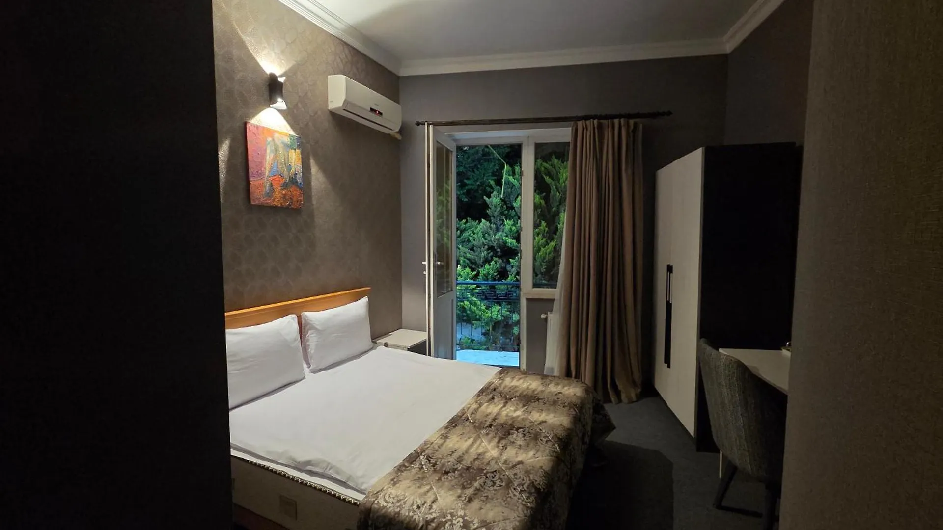 Chambers Old City Hotel Baku